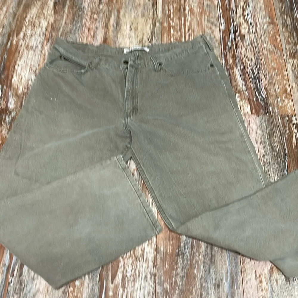 -Lee  42 x 30 jeans relaxed fit  tan color